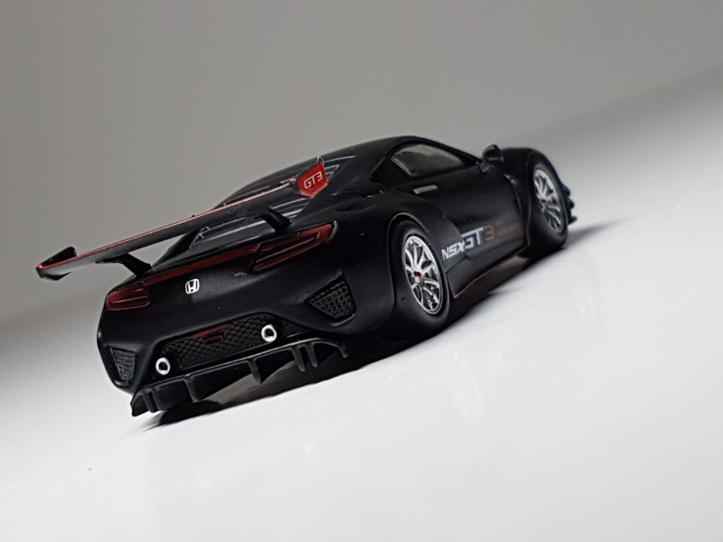 Illustration for article titled Mini GT NSX GT3: Presentation Version